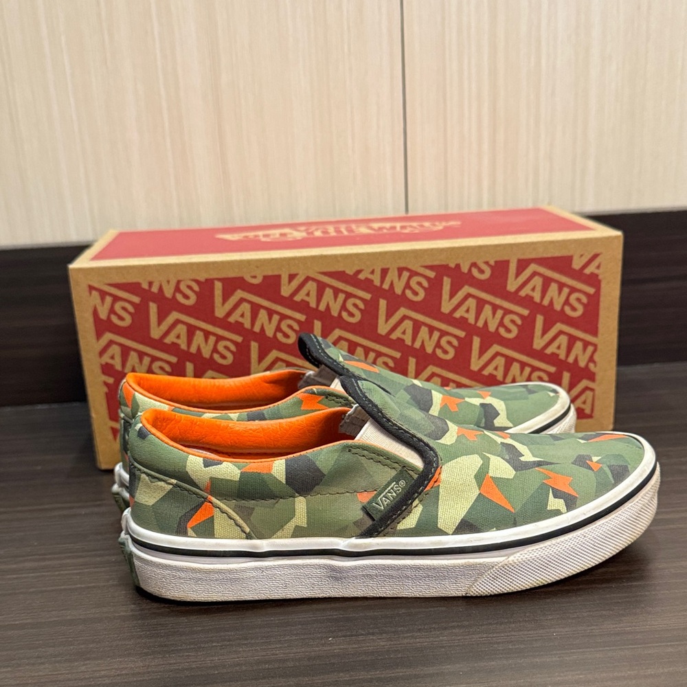 Vans Green Camo Slip-Ons with Orange Highlights - Picture 2 of 6